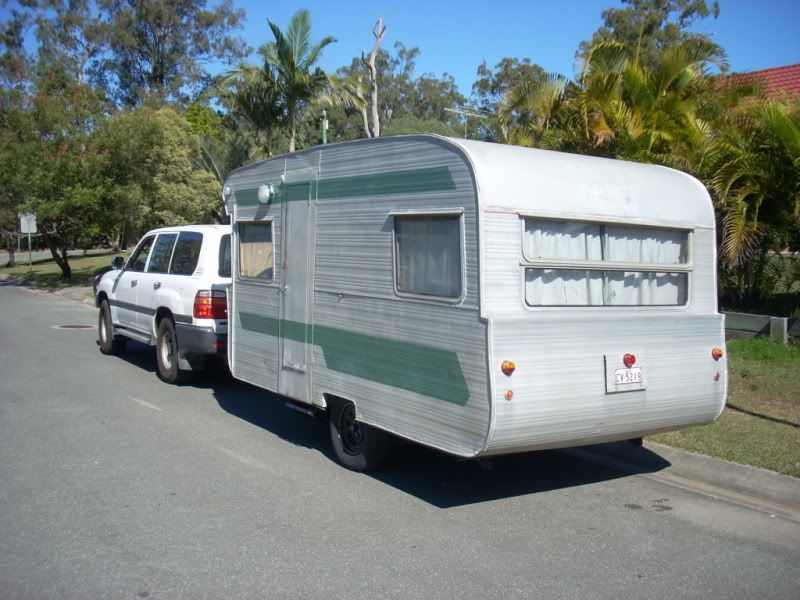 Traveleze (Lismore) Vintage Caravans